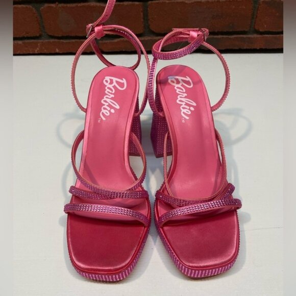 Barbie Pink Strappy Women's Sandals Size 6.5 - Picture 1 of 5